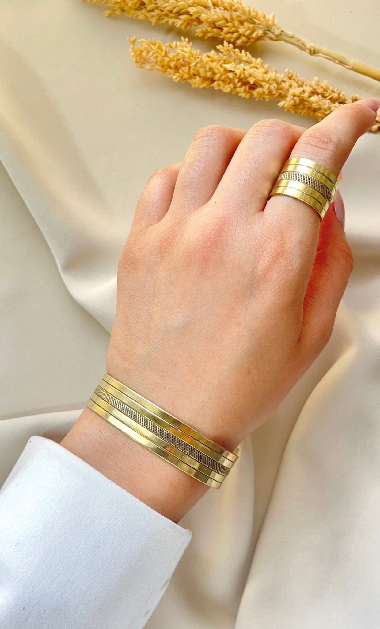 Timeless Vintage Copper Set – Modern Minimal Style