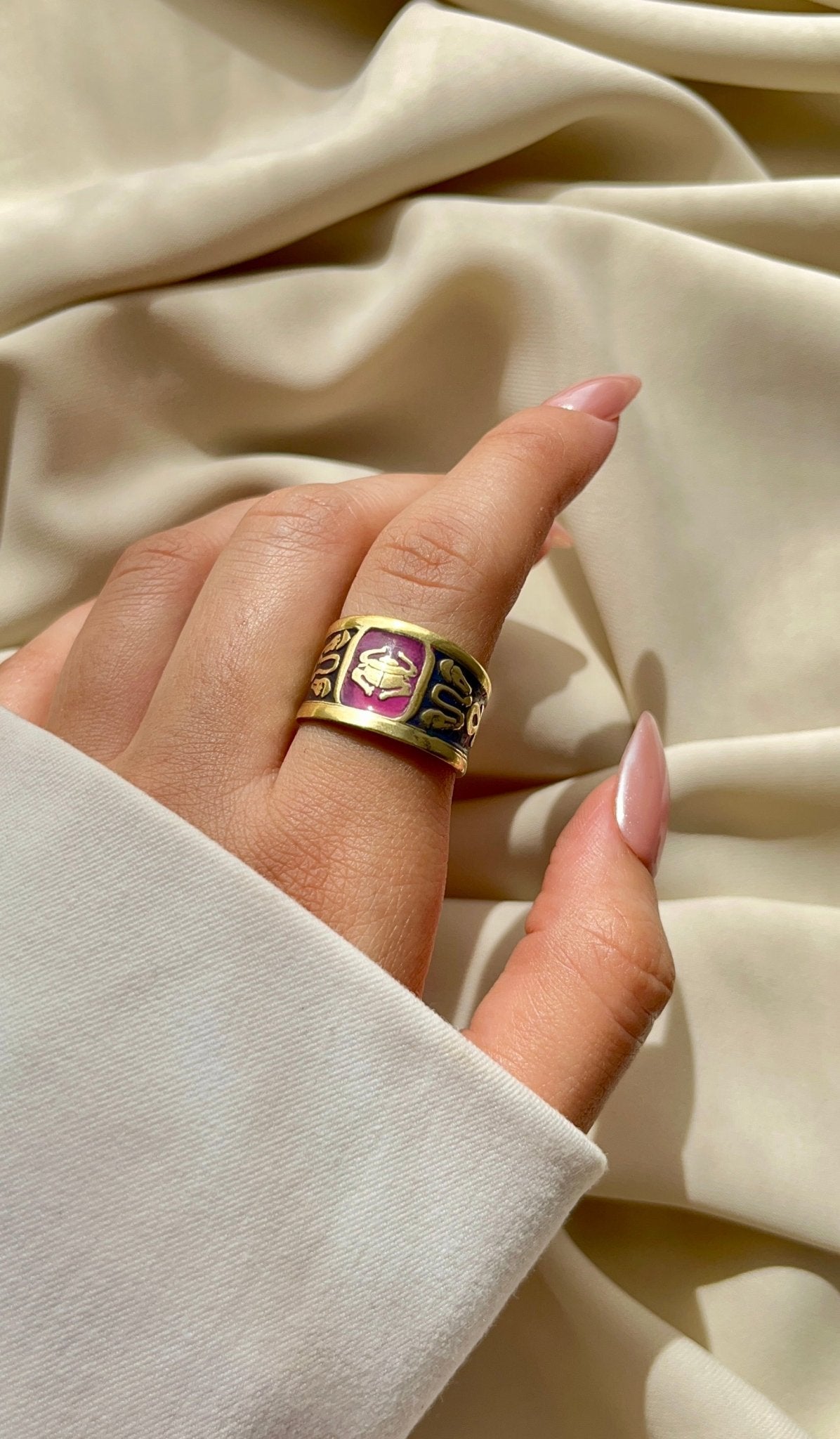 Pharaonic Scarab Ring – Adjustable Ring