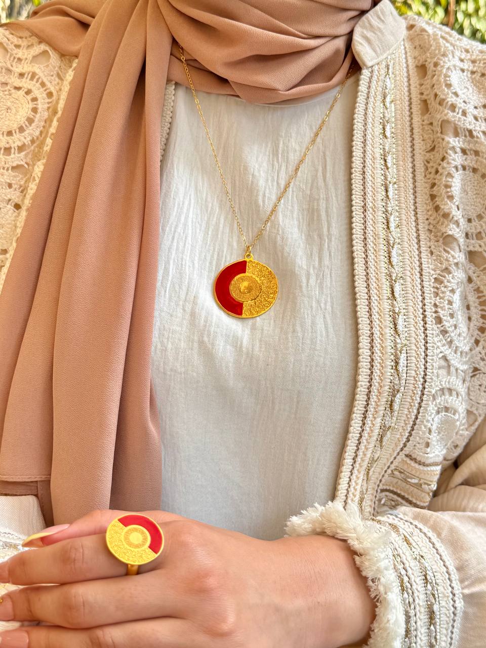 Sands of the East – Red & Gold Arabic Heritage Set - Gold Plated