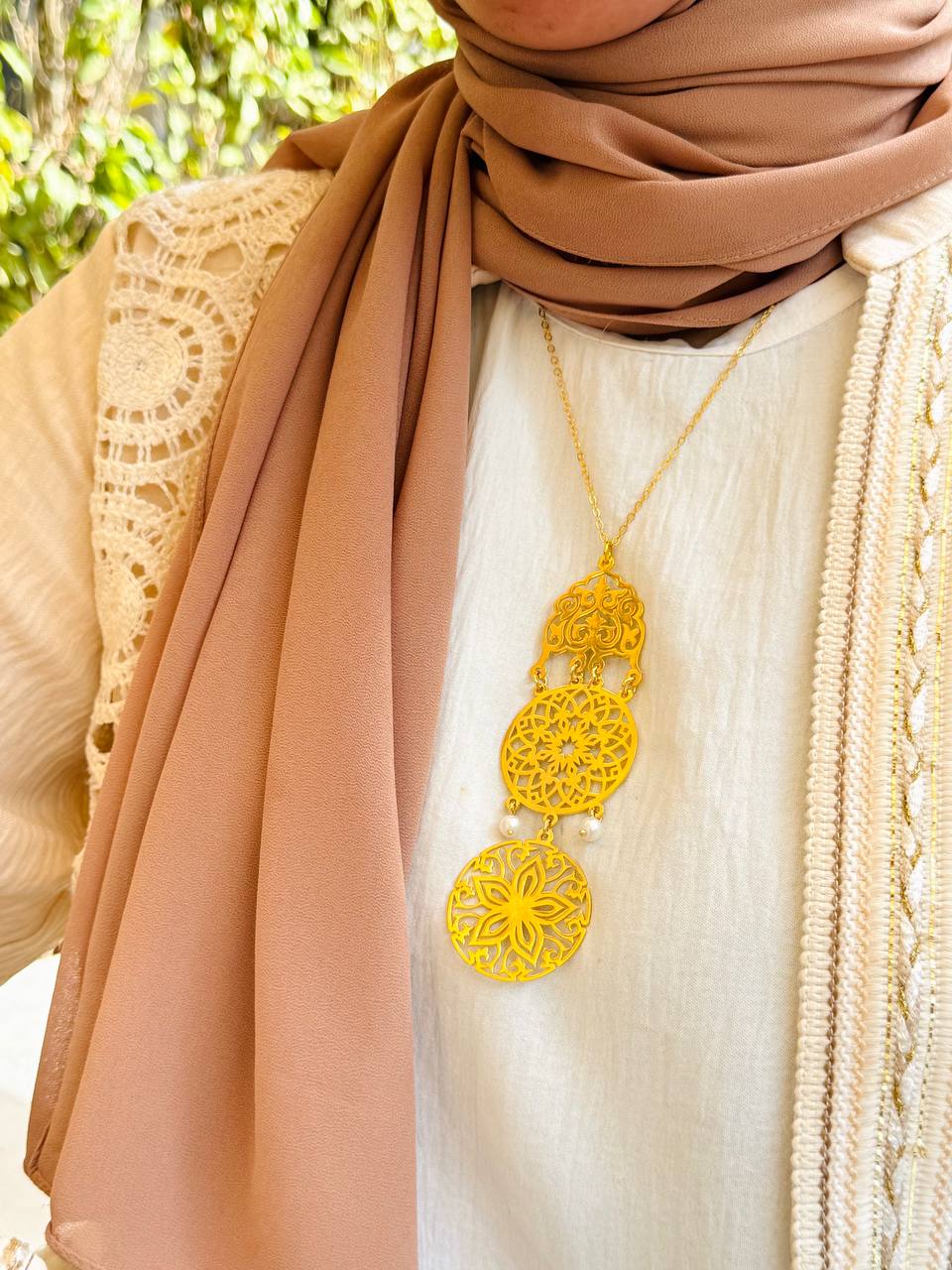 Golden Arabic Mandala Necklace – Oriental Heritage Design