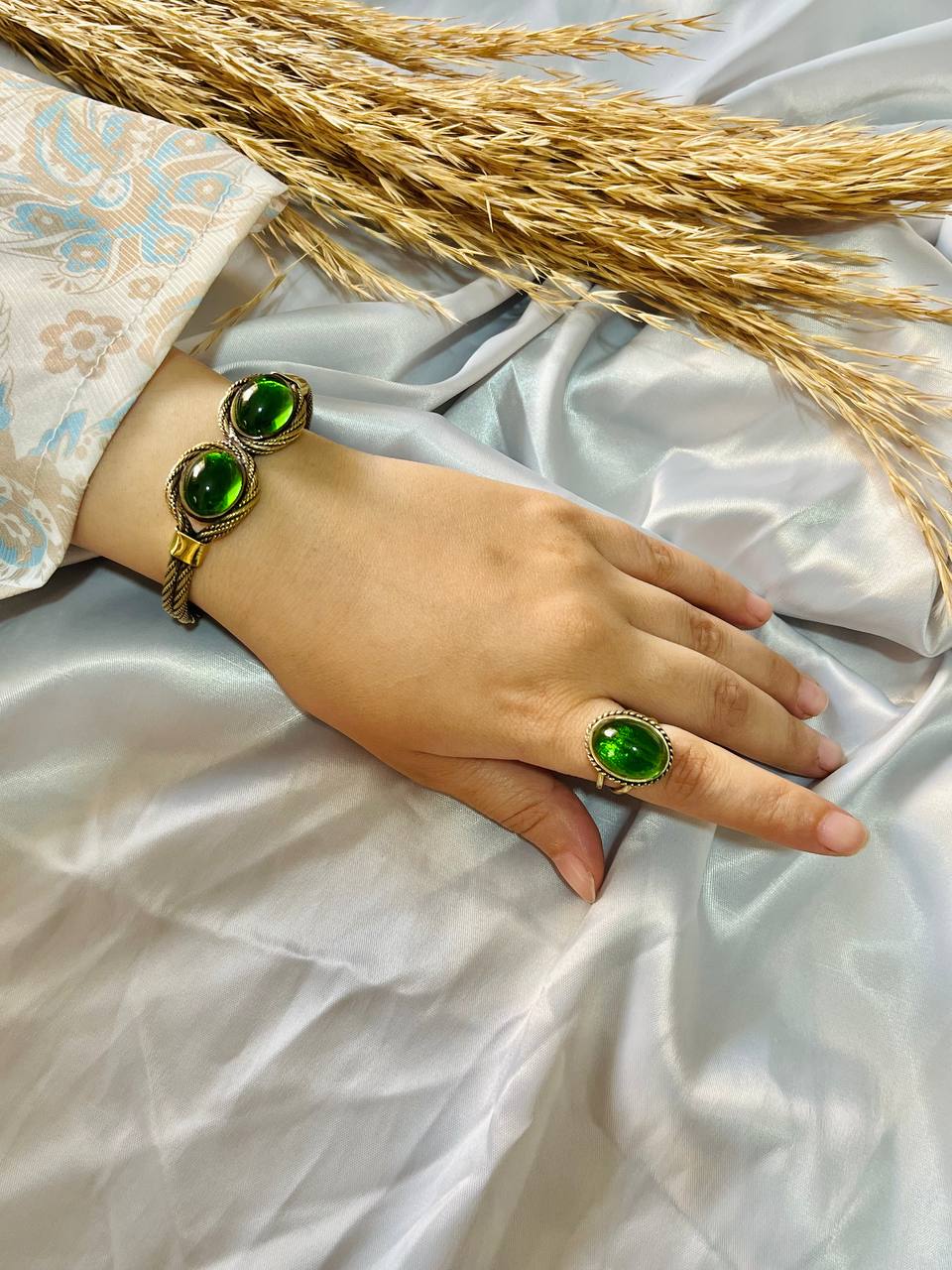 Twisted Copper Agate Set – Black & Green Collection