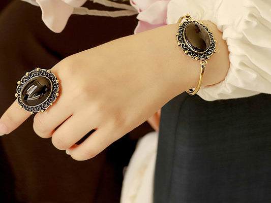 Vintage Oriental Bracelet & Ring Set – Black, Turquoise & Red Stones