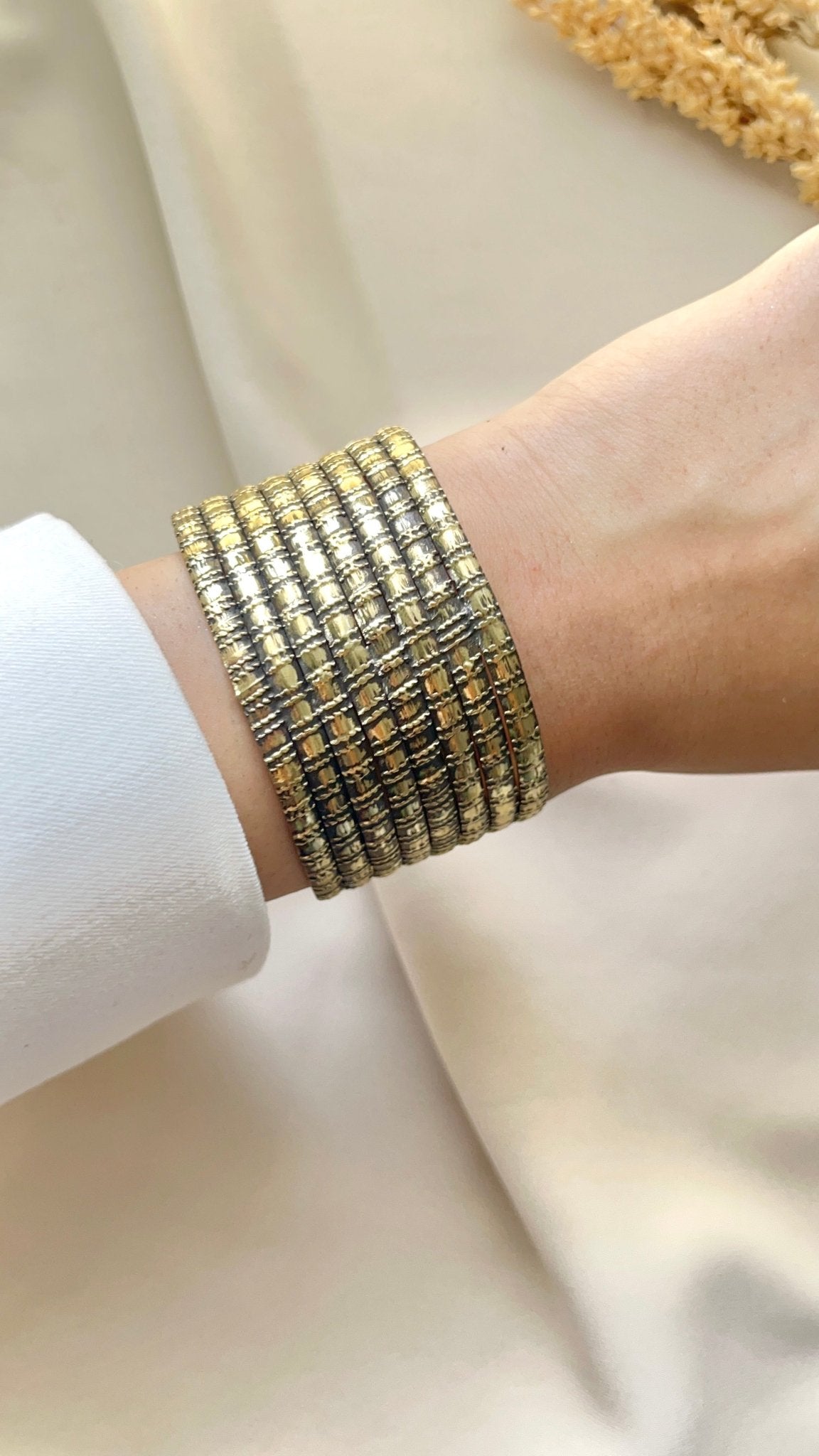 Vintage Textured Copper Bangle – Wide Statement Cuff