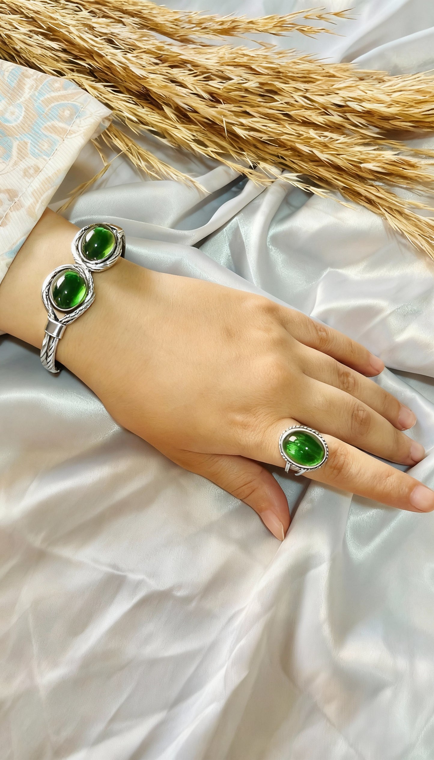 Twisted Copper Agate Set – Black & Green Collection