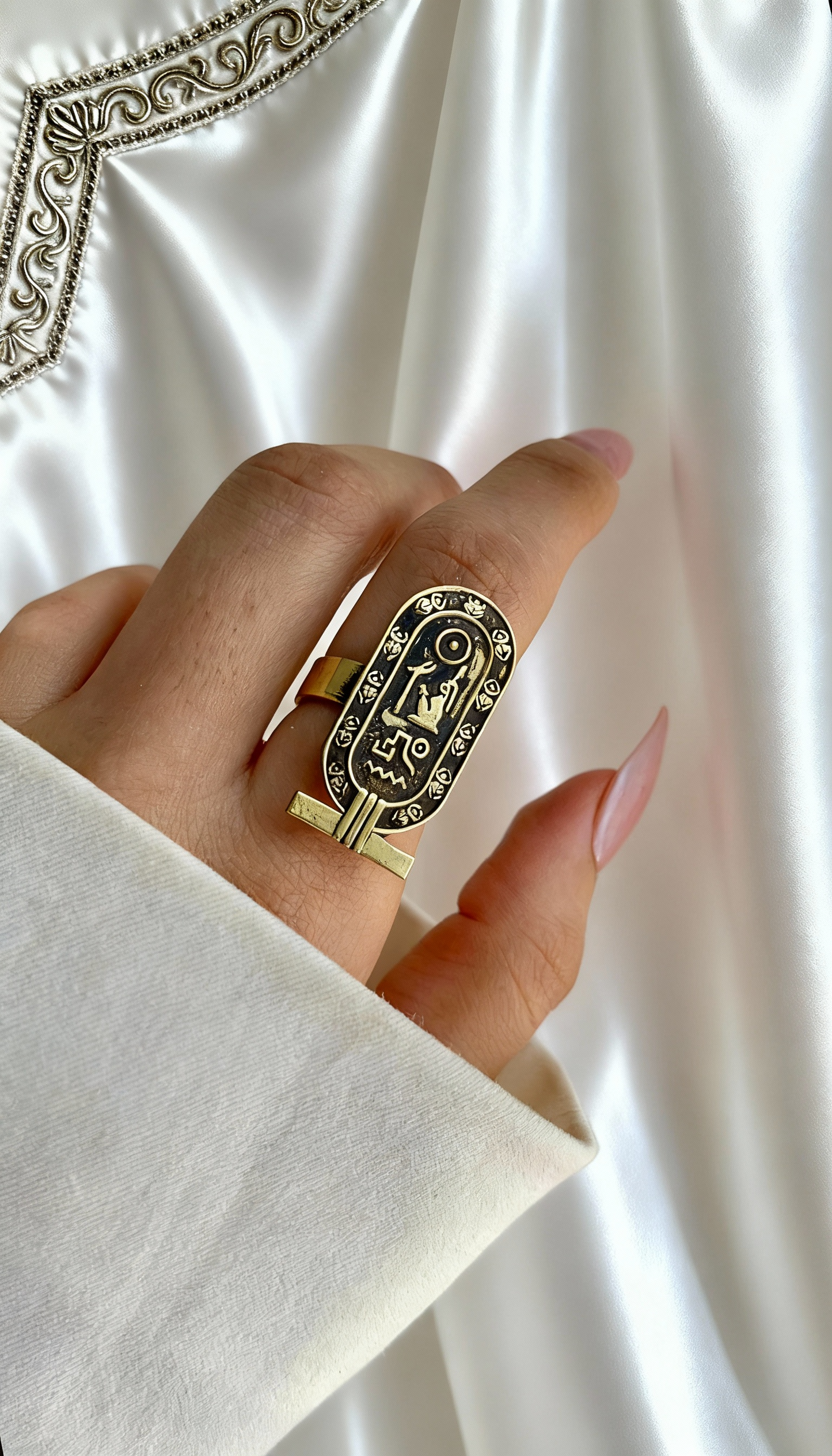 Egyptian Cartouche Ring in Copper – Vintage Pharaonic Style